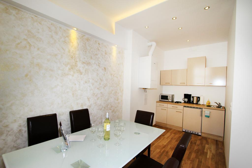 Aurellia Deluxe Apartments Wien Rum bild
